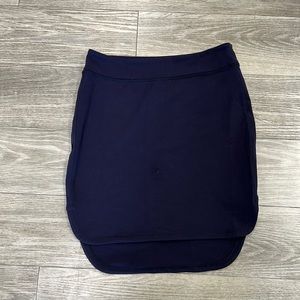 Lululemon skirt, 6